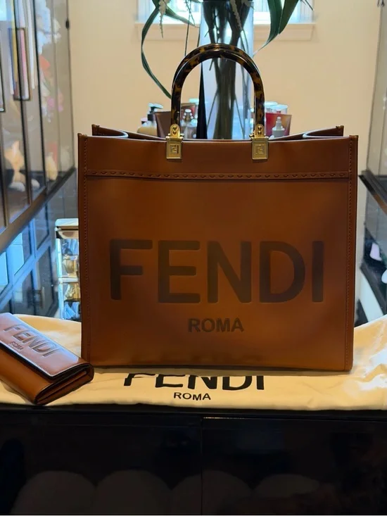 Fendi Cognac Leather Tote with Tortoiseshell Handles - Picture 1 of 7